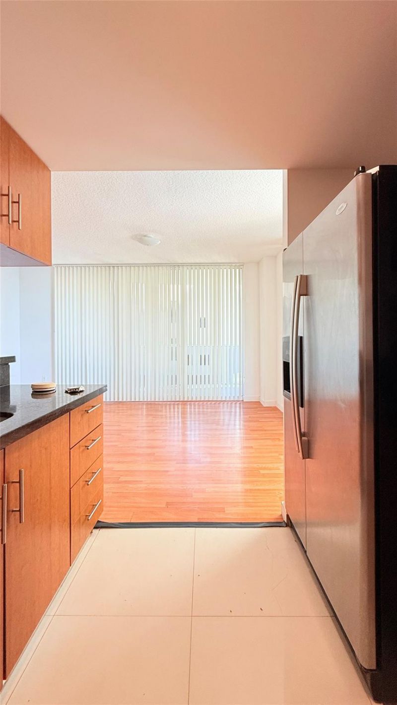 601 NE 23rd Street, Unit 902, Miami, FL 33137 Photo