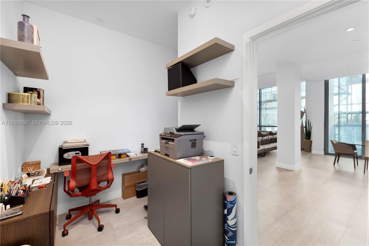 650 NE 32nd St, Unit BH7, Miami, FL 33137 Photo