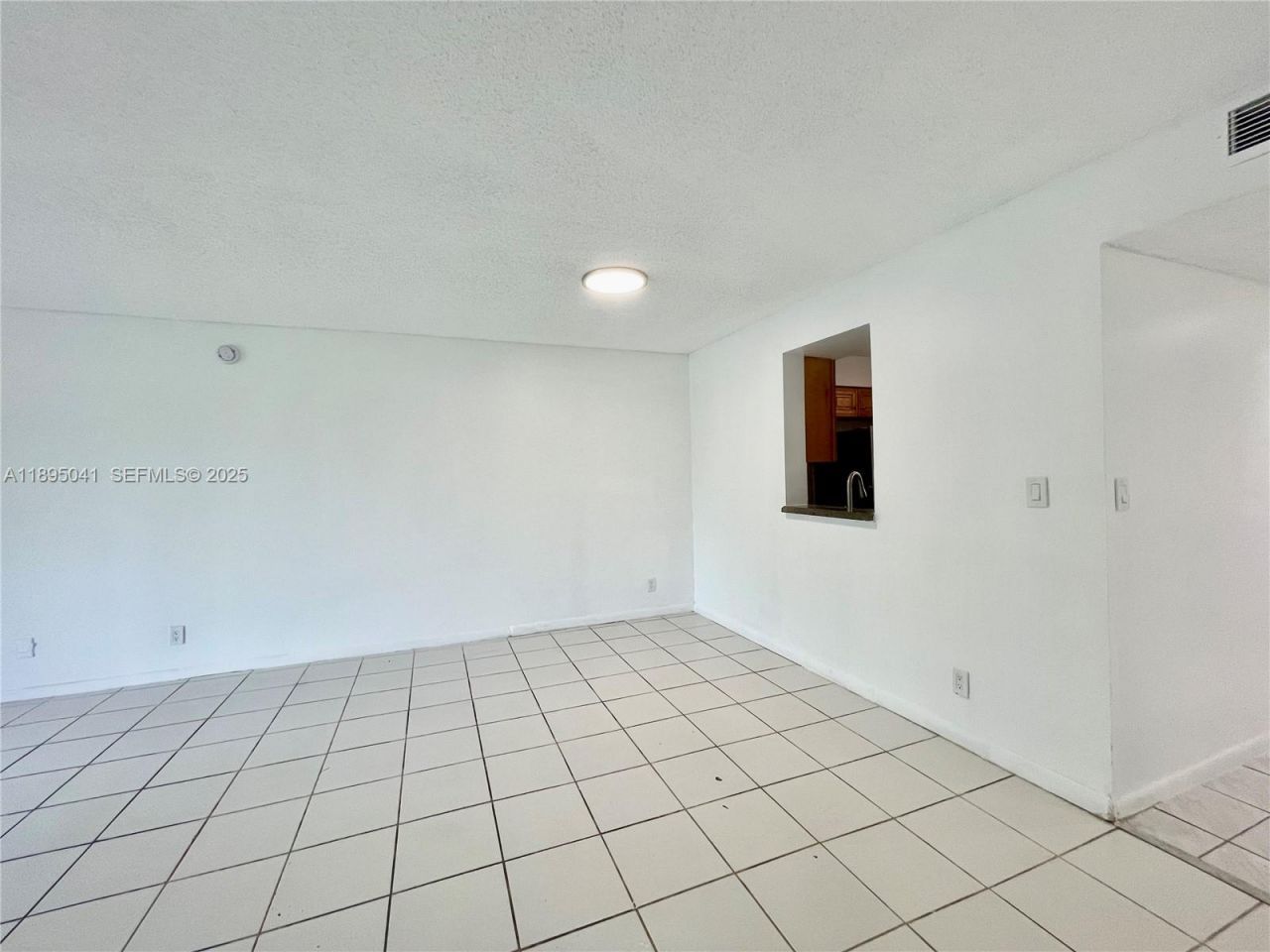 2209 S Cypress Bend Dr, Unit 407, Pompano Beach, FL 33069 Photo