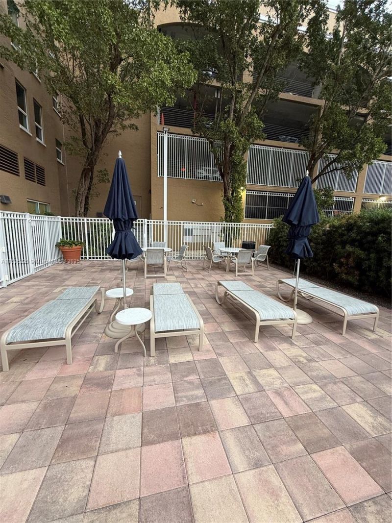 2665 SW 37th Ave, Unit 1213, Miami, FL 33133 Photo