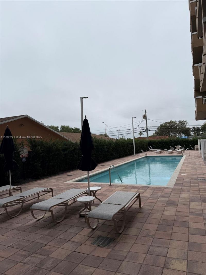 2665 SW 37th Ave, Unit 1213, Miami, FL 33133 Photo