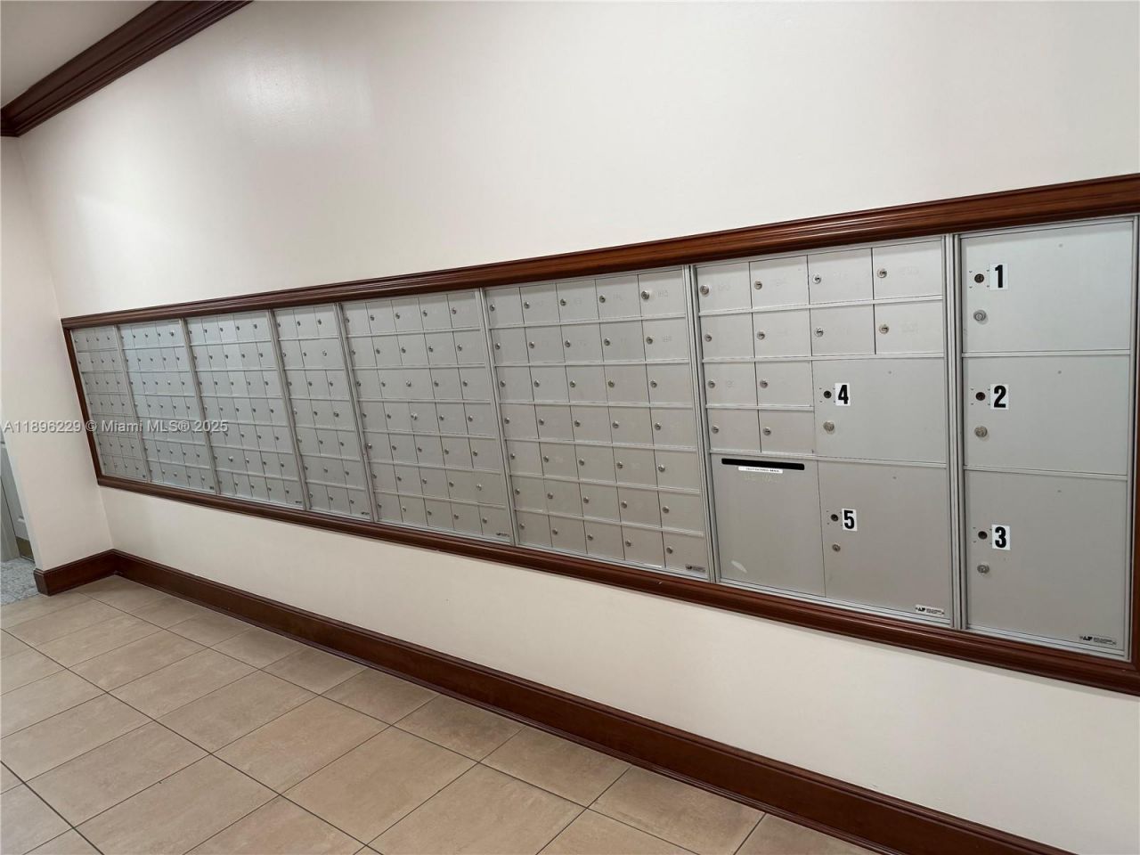 2665 SW 37th Ave, Unit 1213, Miami, FL 33133 Photo