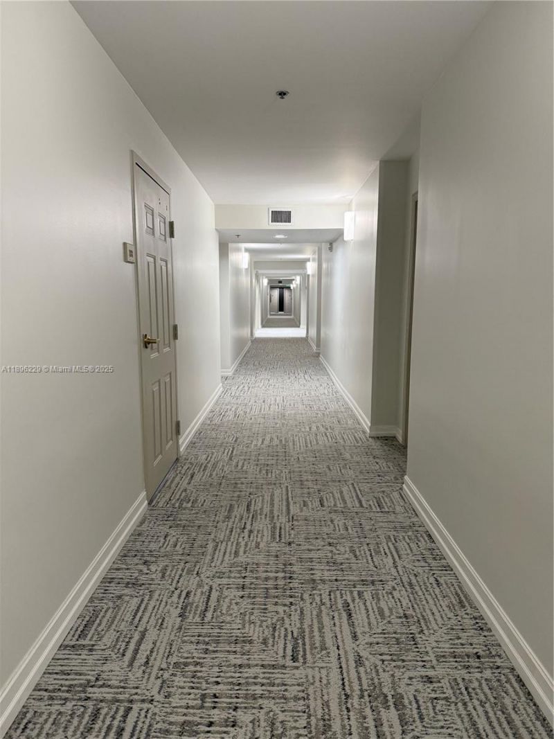 2665 SW 37th Ave, Unit 1213, Miami, FL 33133 Photo