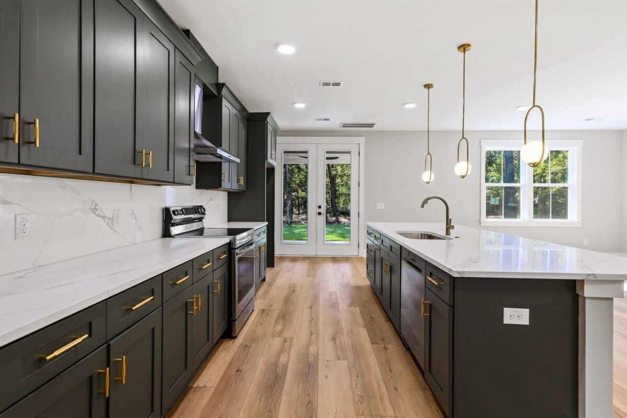 6407 Farm House Road Photo 6