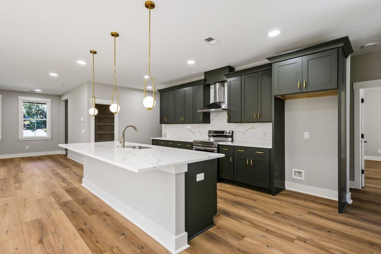 6407 Farm House Road Photo 8