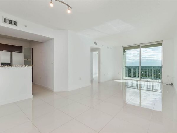 9055 SW 73 CT, Unit 1402, Miami, FL 33156