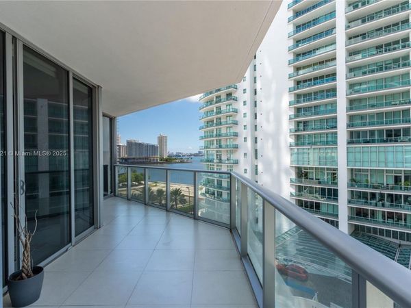 1300 Brickell Bay Dr, Unit 808, Miami, FL 33131