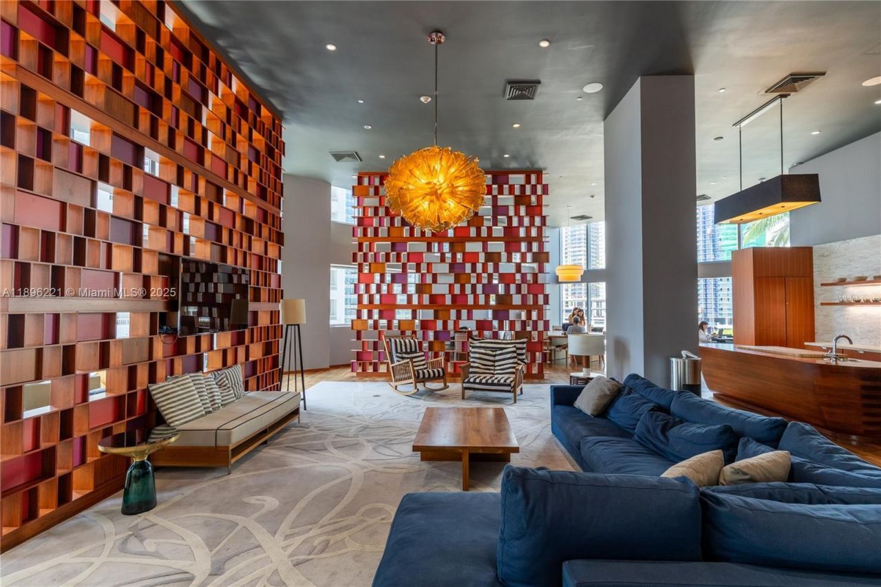 1300 Brickell Bay Dr, Unit 808, Miami, FL 33131 Photo