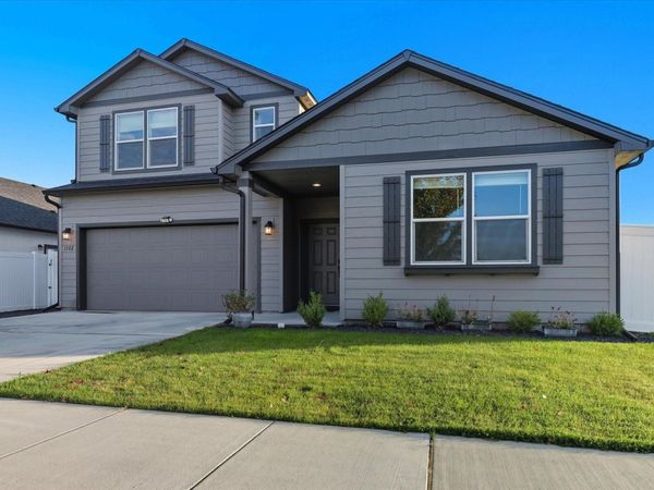 1502 E B St, Deer Park, WA 99006