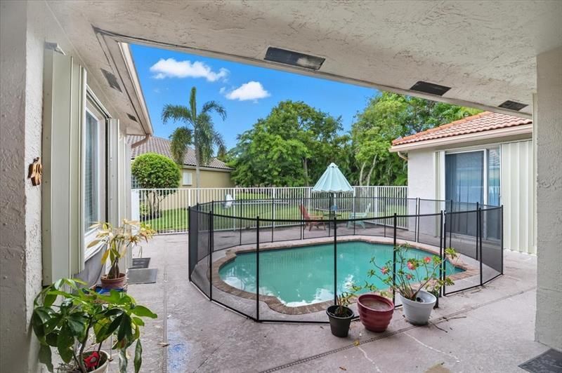 7631 NW 87th Terrace, Tamarac, FL 33321 Photo