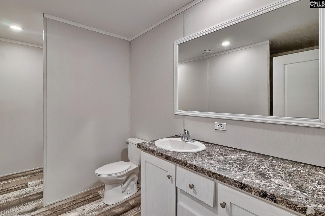 1653 Woodtrail Drive Photo 14