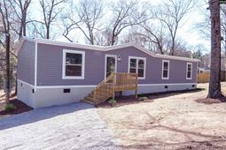 1653 Woodtrail Drive photo 4
