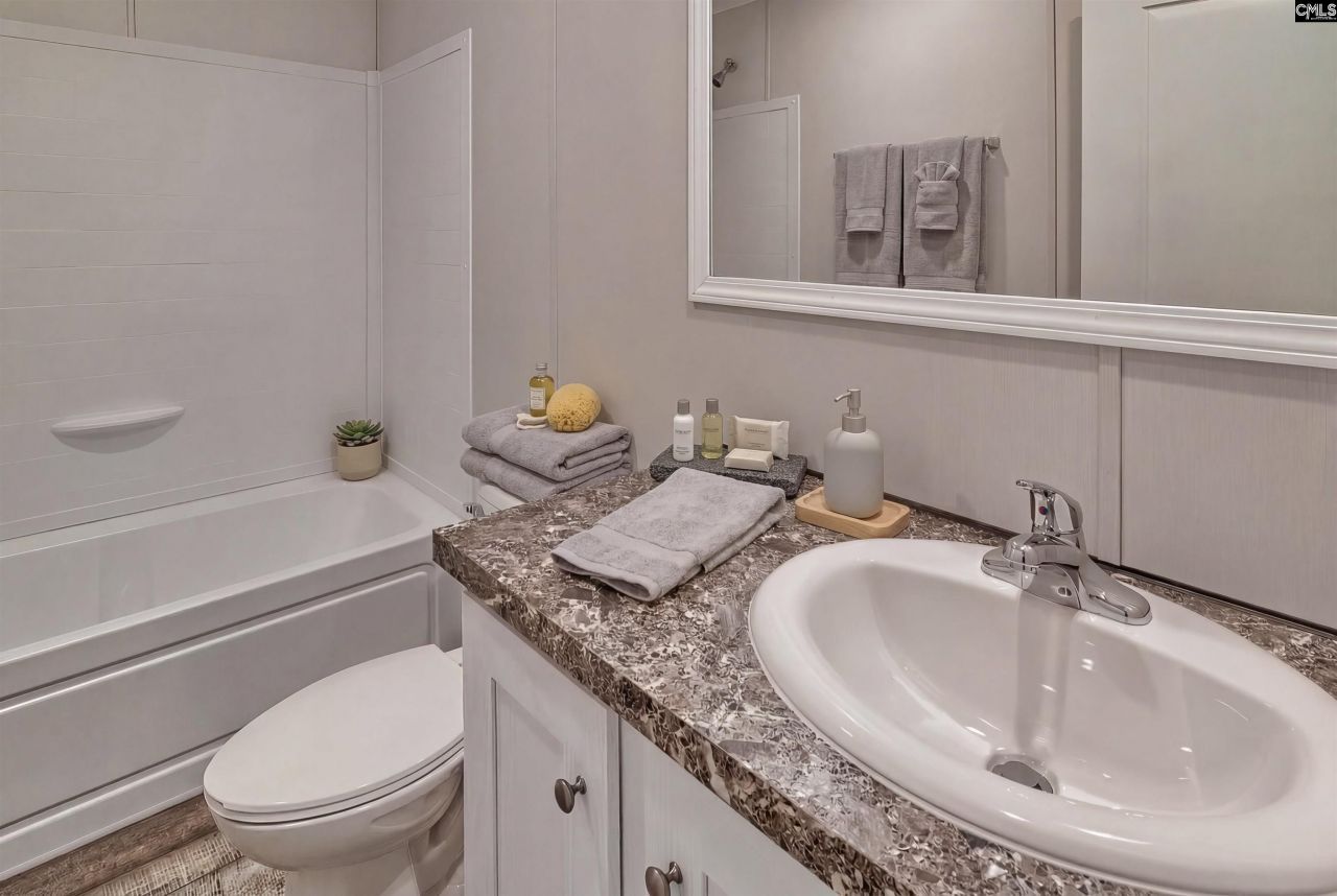 1653 Woodtrail Drive Photo 22