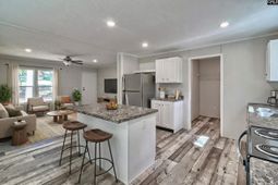 1653 Woodtrail Drive photo 4