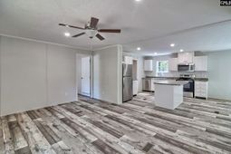 1653 Woodtrail Drive photo 4