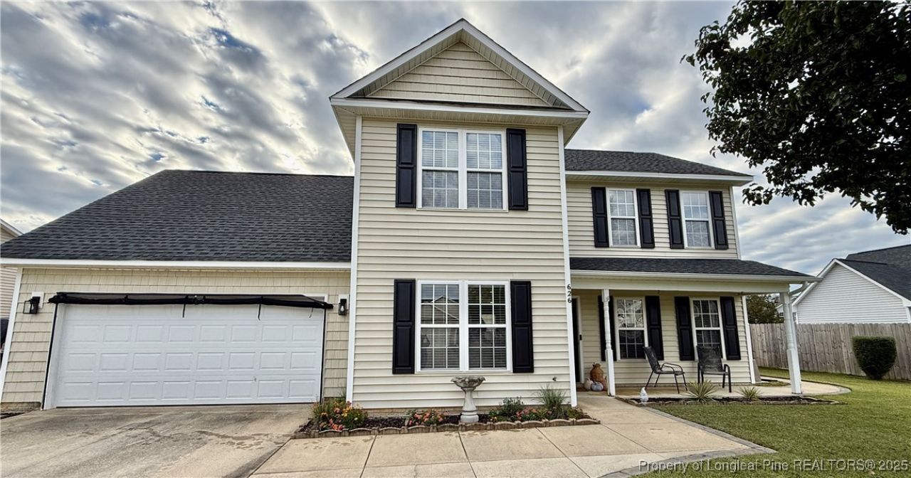 626 Fairfield Circle, Raeford, NC 28376 Main Photo
