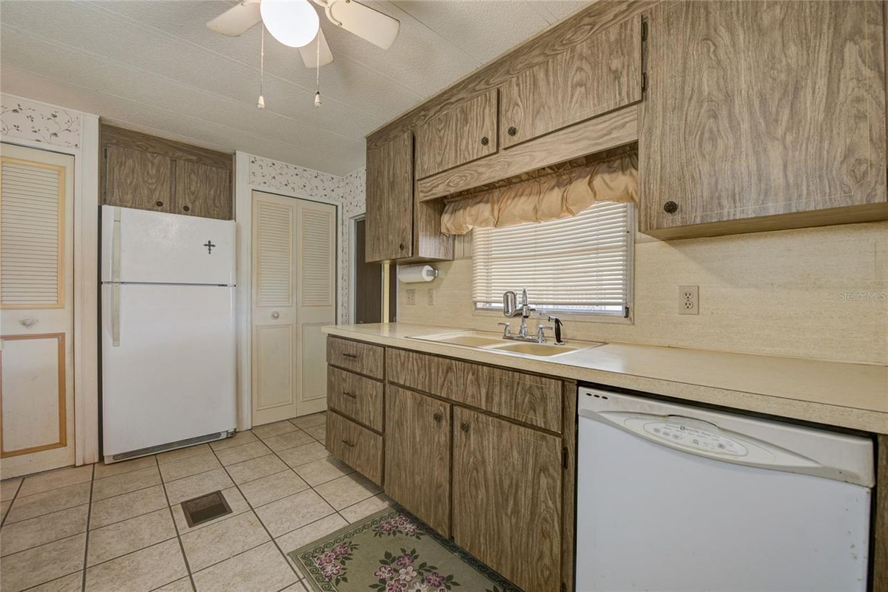 5619 Bayshore Road, Unit 312, Palmetto, FL 34221 Photo