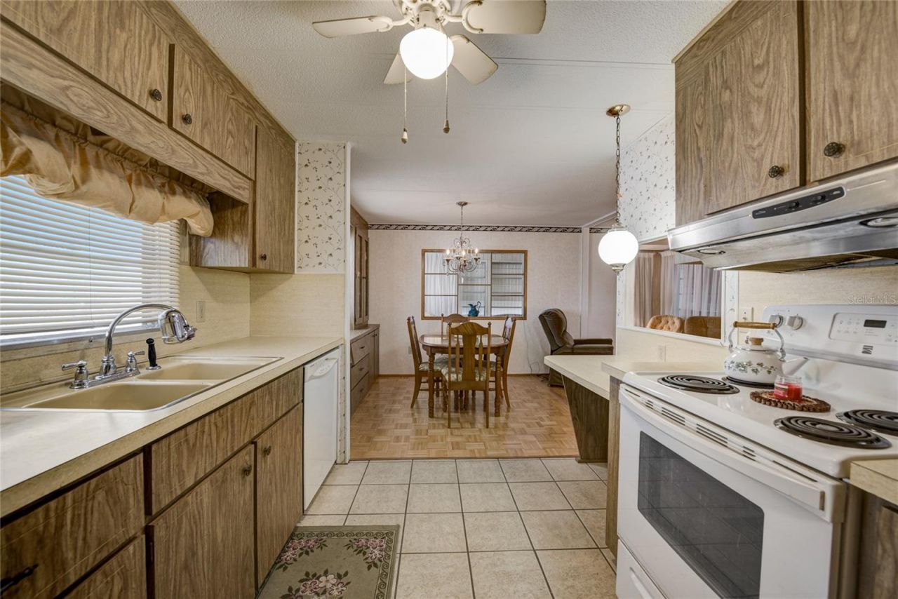 5619 Bayshore Road, Unit 312, Palmetto, FL 34221 Photo