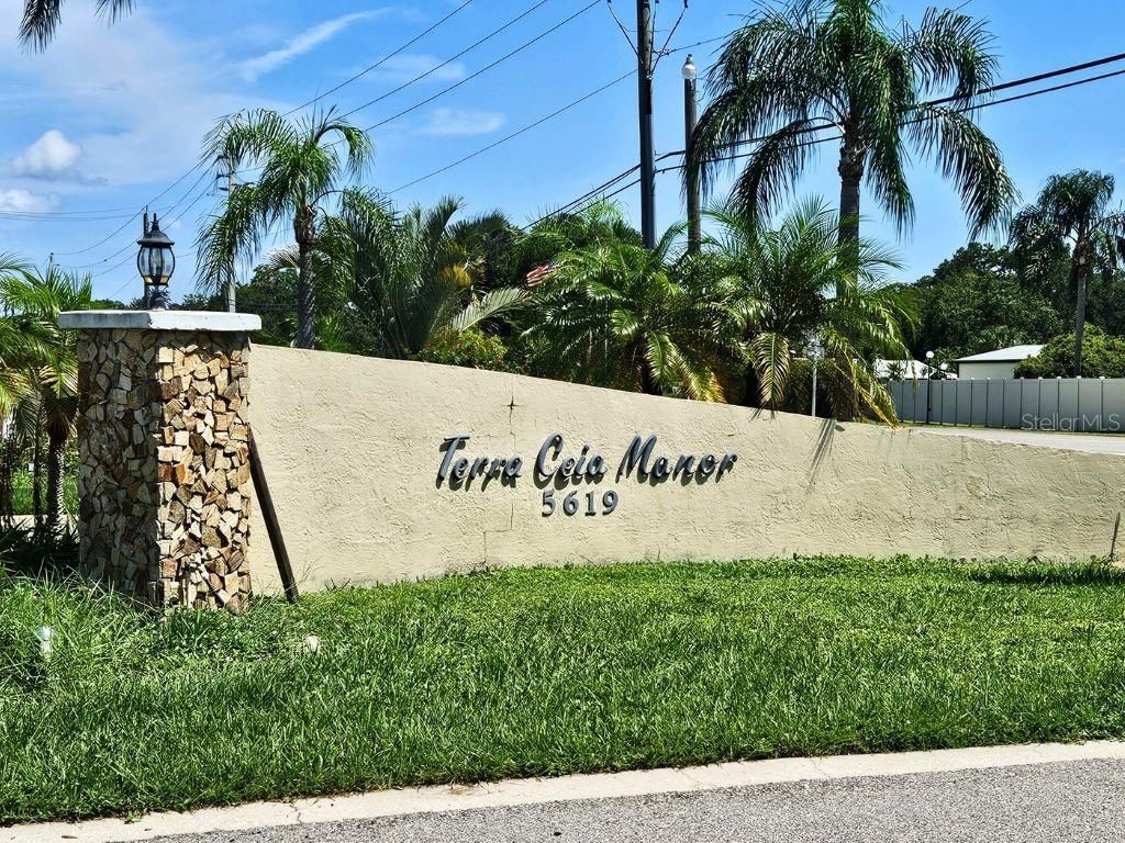 5619 Bayshore Road, Unit 312, Palmetto, FL 34221 Photo