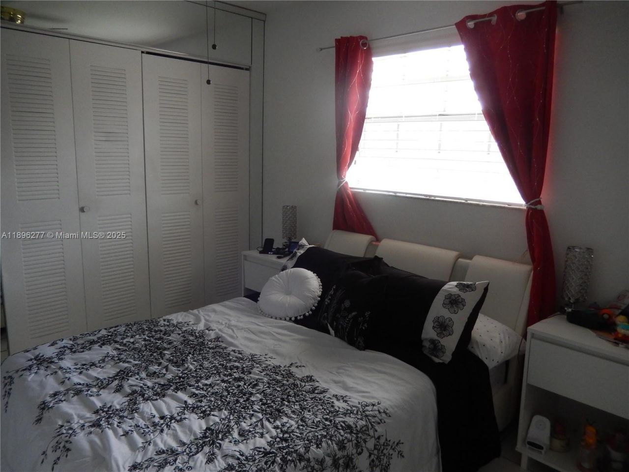 11400 NW 87th Ct, Hialeah Gardens, FL 33018 Photo