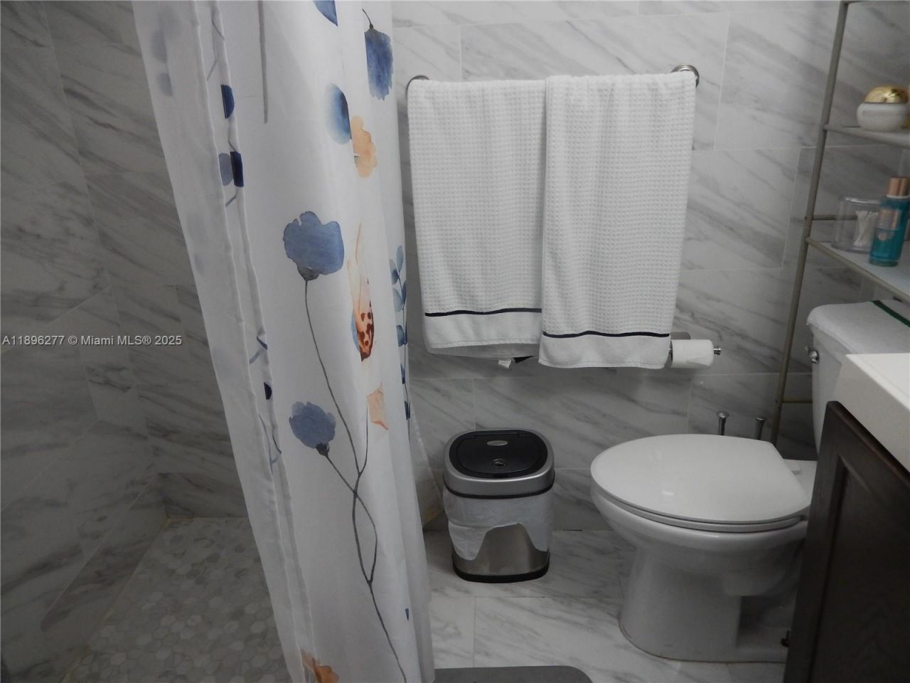 11400 NW 87th Ct, Hialeah Gardens, FL 33018 Photo