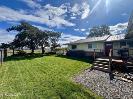 911 Waterloo Lane, Gardnerville, NV 89460 Photo