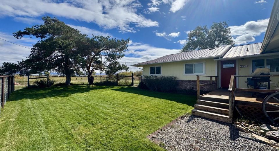 911 Waterloo Lane, Gardnerville, NV 89460 Photo