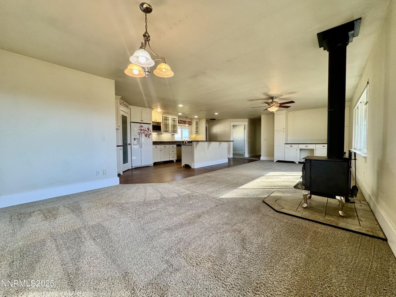 911 Waterloo Lane, Gardnerville, NV 89460 Photo