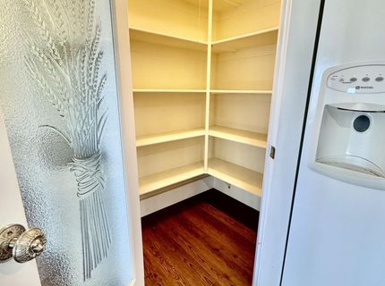 911 Waterloo Lane, Gardnerville, NV 89460 Photo