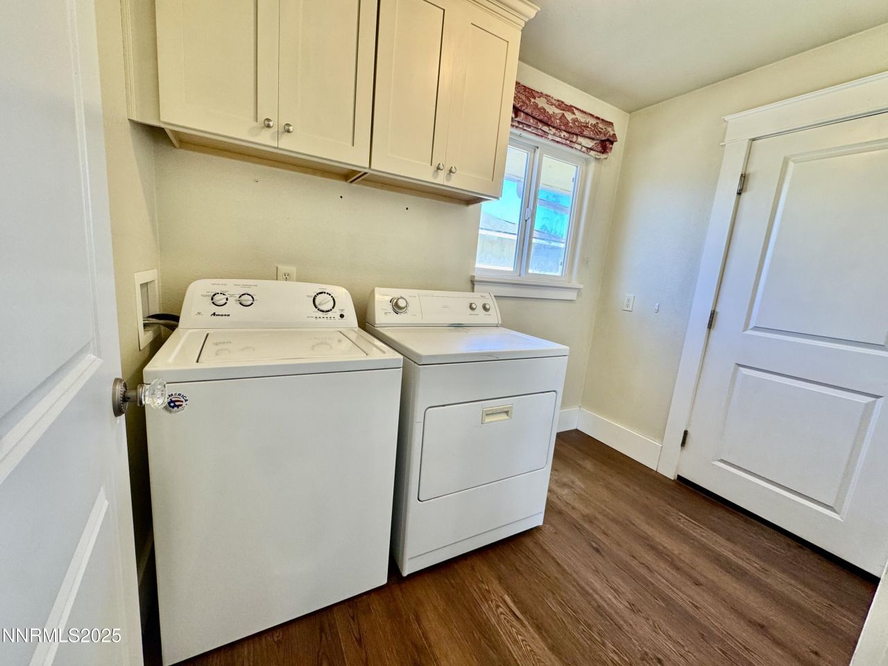 911 Waterloo Lane, Gardnerville, NV 89460 Photo