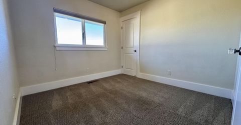 911 Waterloo Lane, Gardnerville, NV 89460 Photo