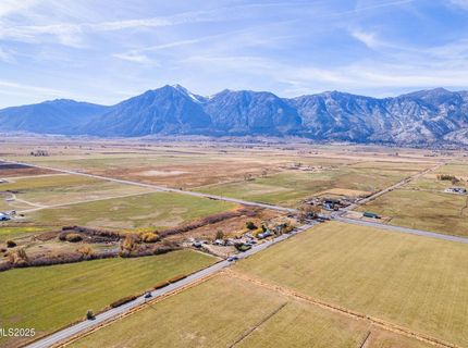 911 Waterloo Lane, Gardnerville, NV 89460 Photo