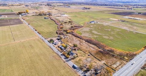 911 Waterloo Lane, Gardnerville, NV 89460 Photo