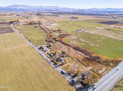 911 Waterloo Lane, Gardnerville, NV 89460 Photo