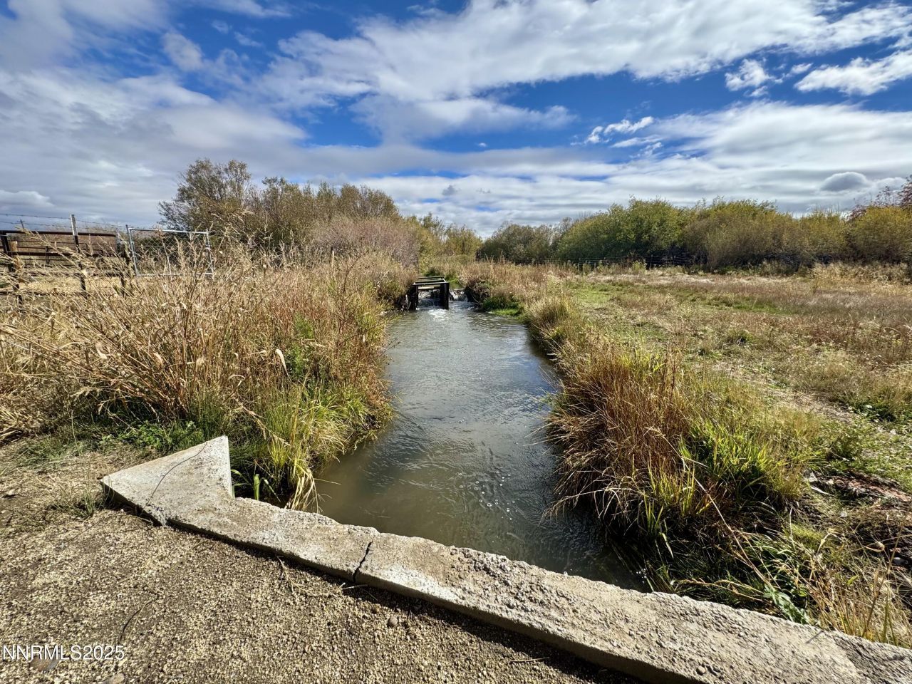 911 Waterloo Lane, Gardnerville, NV 89460 Photo