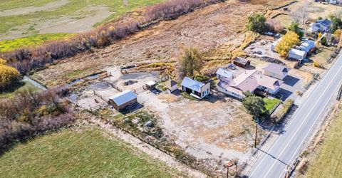 911 Waterloo Lane, Gardnerville, NV 89460 Photo