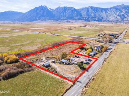 911 Waterloo Lane, Gardnerville, NV 89460 Photo