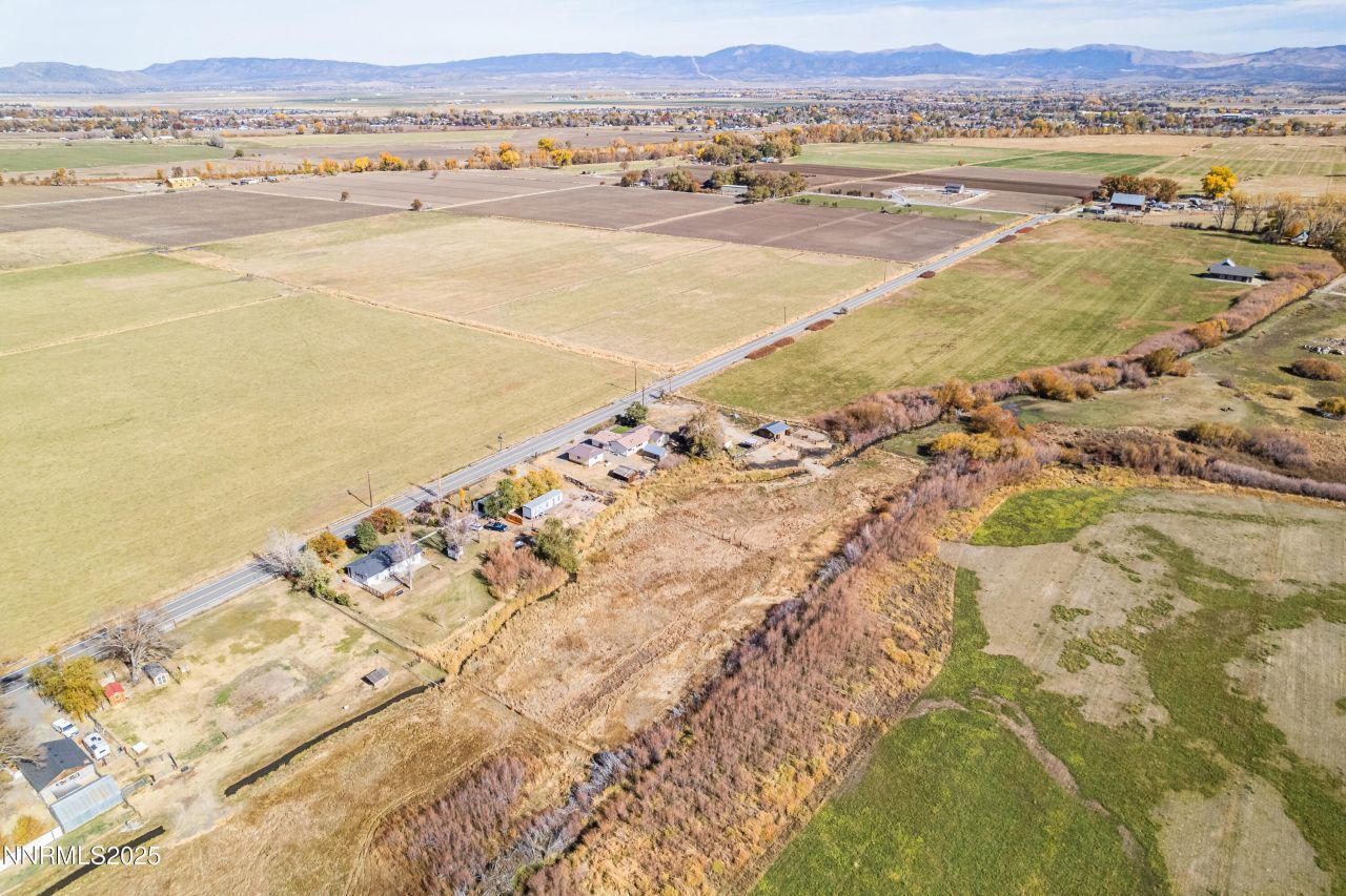 911 Waterloo Lane, Gardnerville, NV 89460 Photo