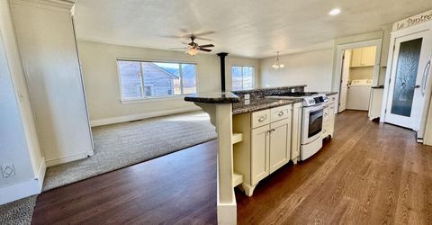 911 Waterloo Lane, Gardnerville, NV 89460 Photo