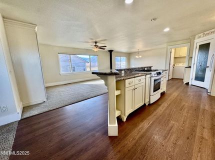 911 Waterloo Lane, Gardnerville, NV 89460 Photo