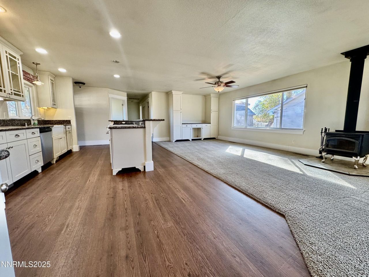 911 Waterloo Lane, Gardnerville, NV 89460 Photo