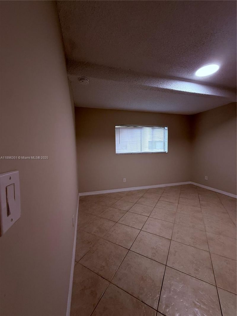 1205 S Flagler Ave, Unit 405, Pompano Beach, FL 33060 Photo