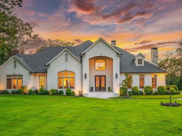 21 Somersett Drive, Roland, AR 72135