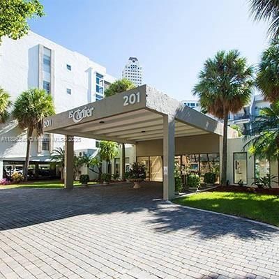 201 178th Dr, Unit 426, Sunny Isles Beach, FL 33160 Photo