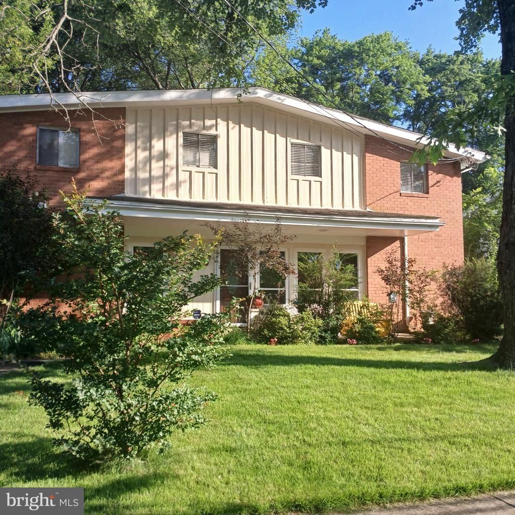 907 N Belgrade Road, Silver Spring, MD 20902 Main Photo