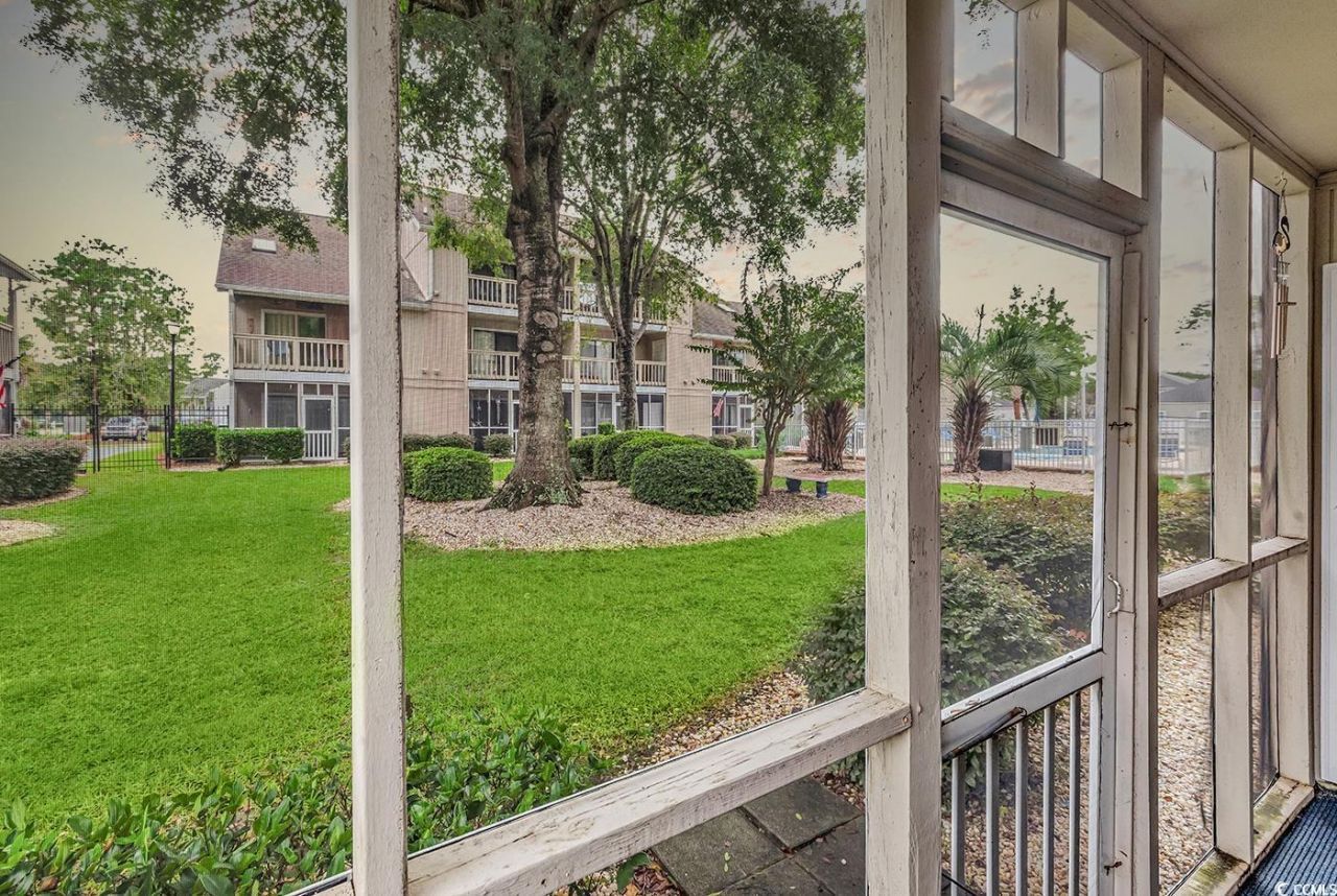 1870 Auburn Ln. Photo 11