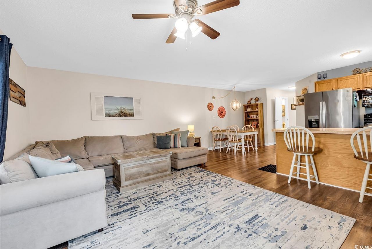 1870 Auburn Ln. Photo 18