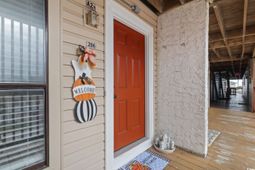 212 29th Ave. N photo 4