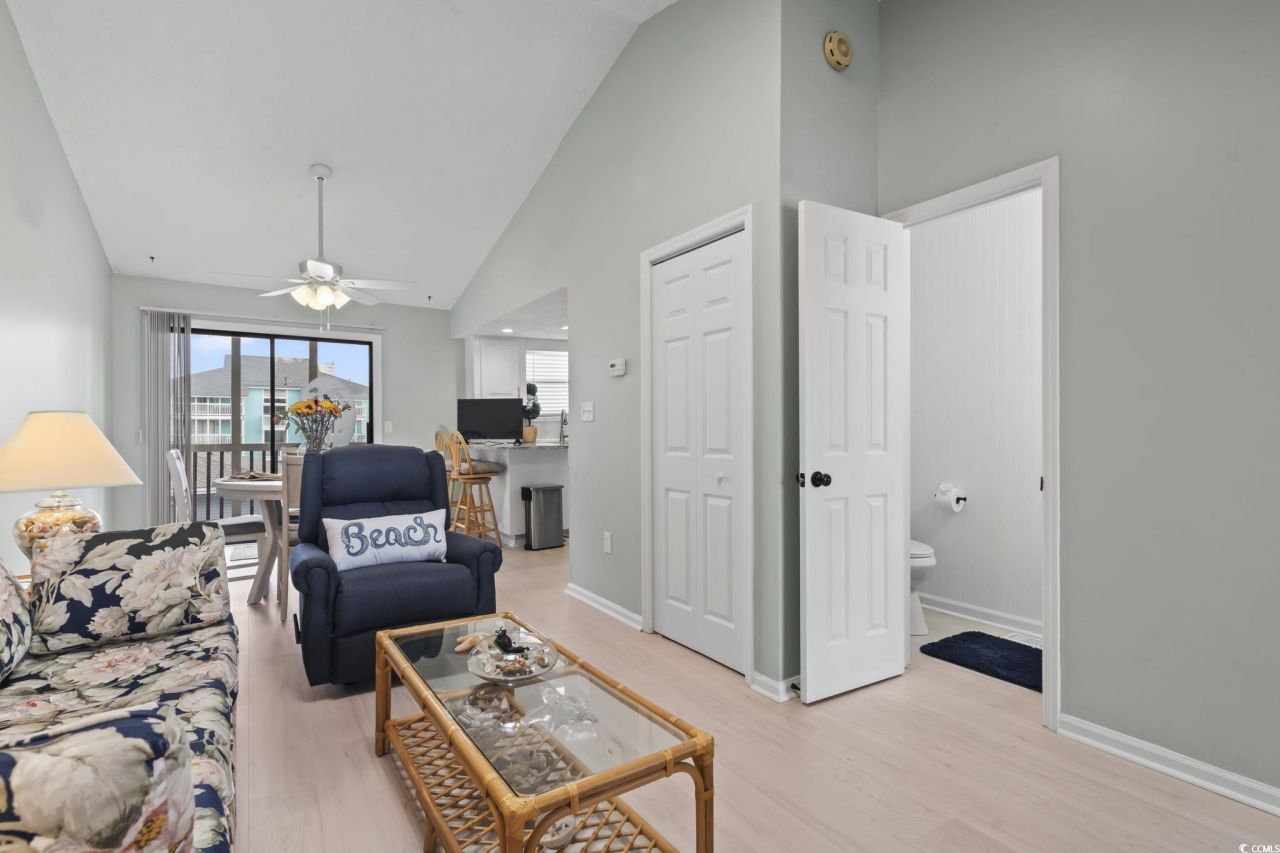 212 29th Ave. N Photo 5