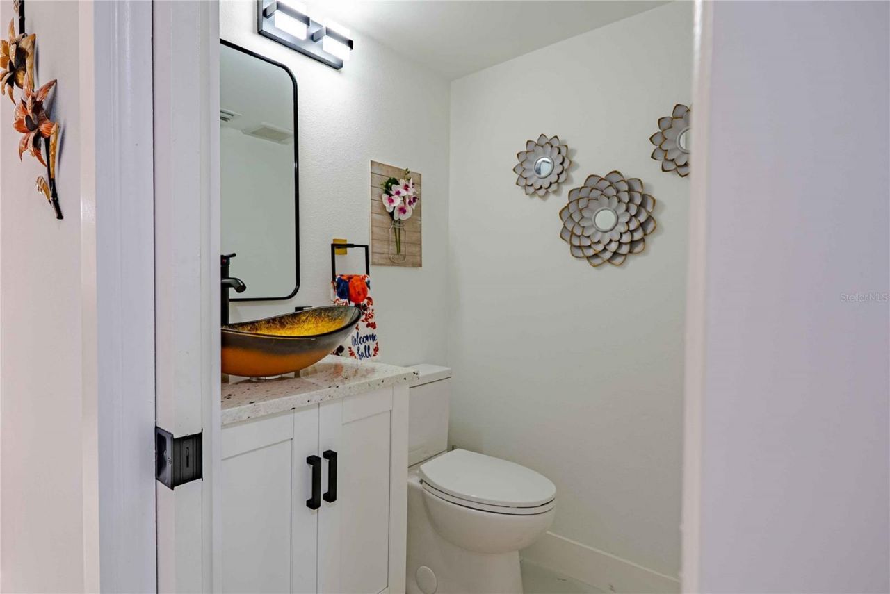 8020 Sharon Drive, Tampa, FL 33617 Photo